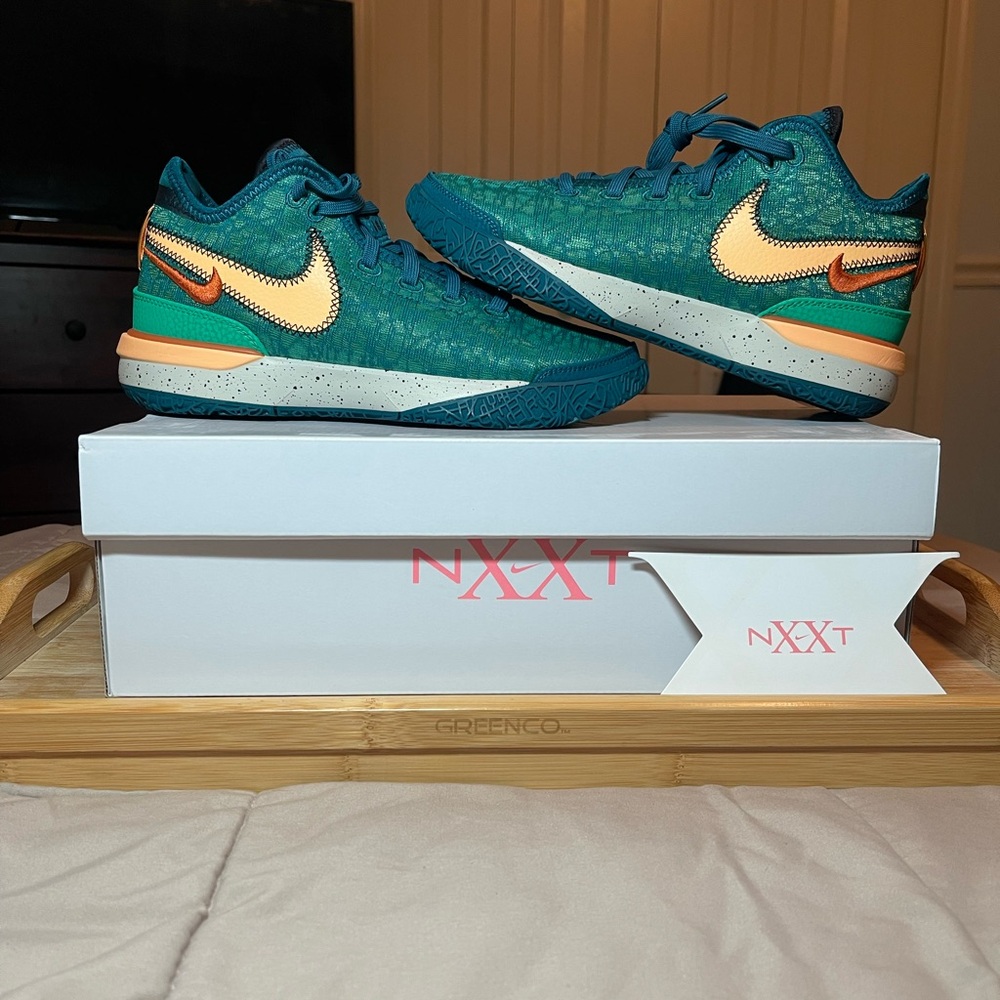 LeBron Zoom NXXT Gen Geode Teal Campfire Orange Bleu Canard Geode